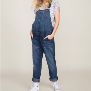 Maternity overalls